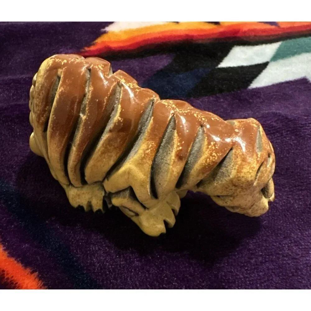 Vtg Artesania Rinconada Ceramic Female‎ Tiger Cat Animal Figurine Uruguay Signed